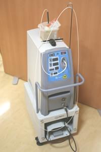 レーザー治療機器